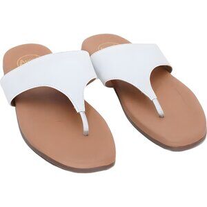 Andre Assous Paige White Toe-Post Sandals Women's US 5